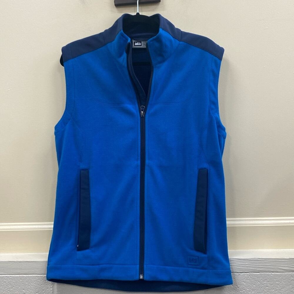 REI men’s Small zipper front blue vest